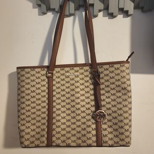 Michael Kors Compuer Tote